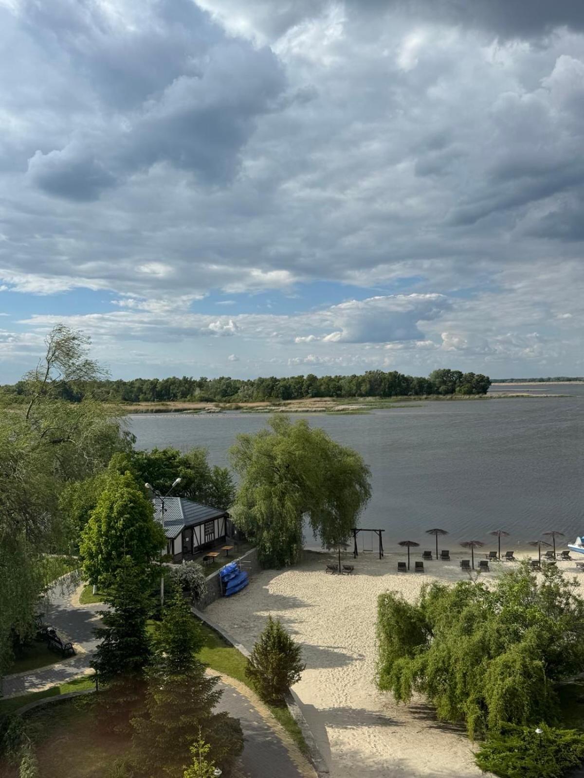 Mayak Resort Kam'yani Potoky Exteriér fotografie