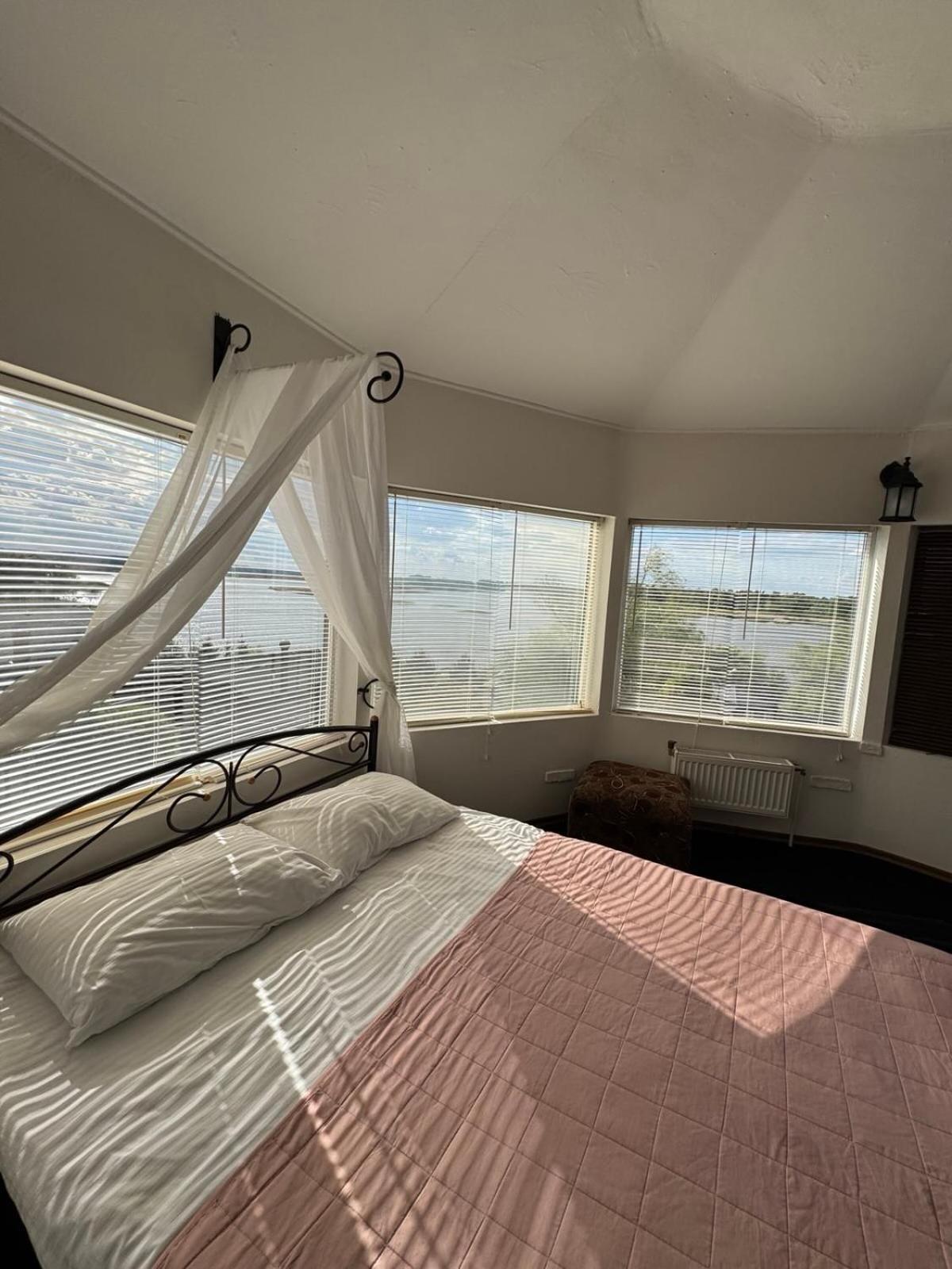 Mayak Resort Kam'yani Potoky Exteriér fotografie