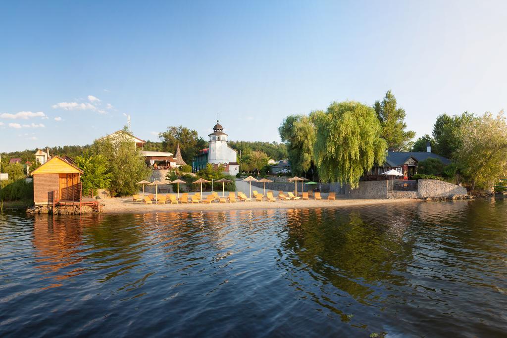 Mayak Resort Kam'yani Potoky Exteriér fotografie